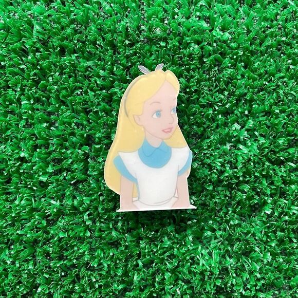 Alice in Wonderland Acrylic Pin/ Brooch Lapel - Picture 6 of 6